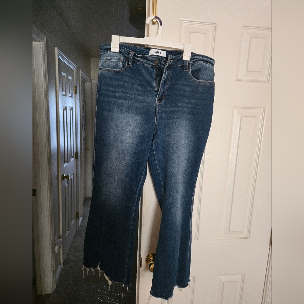 Wide Leg Blue Jeans